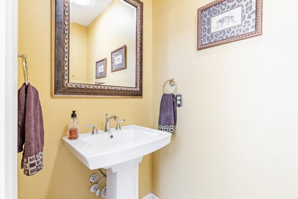 54 Phillips Road Sudbury, MA 01776 - Photo 20 of 40