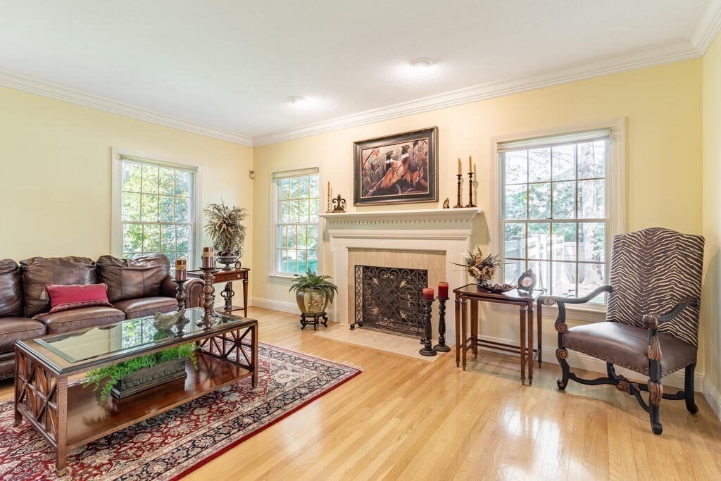 54 Phillips Road Sudbury, MA 01776 - Photo 5 of 40