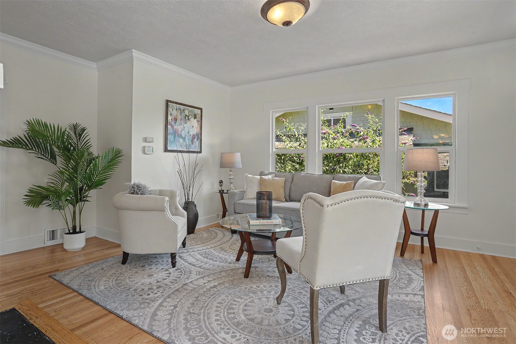 322 North 81st Street Seattle, WA 98103 - Photo 6 of 40
