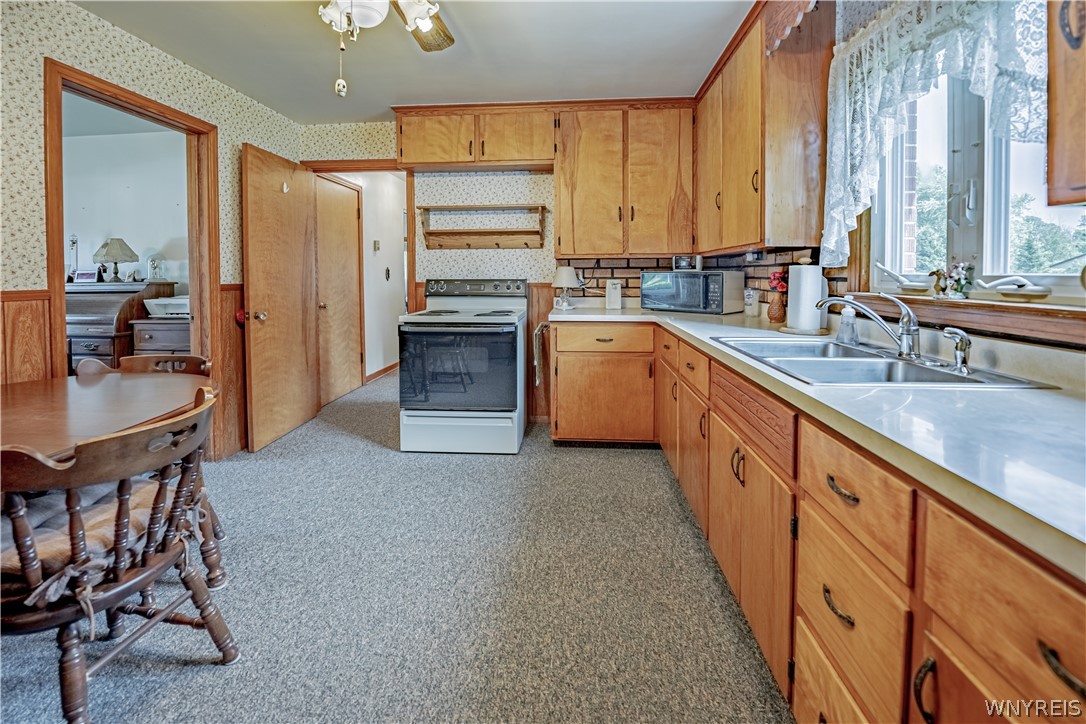 5586 Ridge Road Lockport Town, NY 14094 - Photo 11 of 39