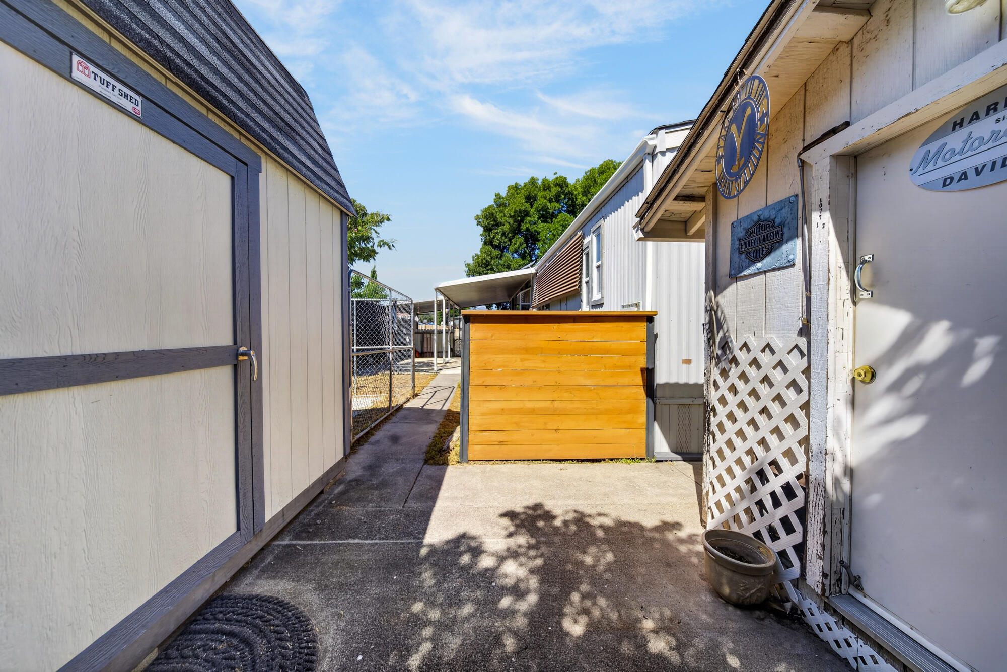 1077 Eagle Nest Road Redding, CA 96003 - Photo 26 of 34 1077 Eagle Nest Rd-31