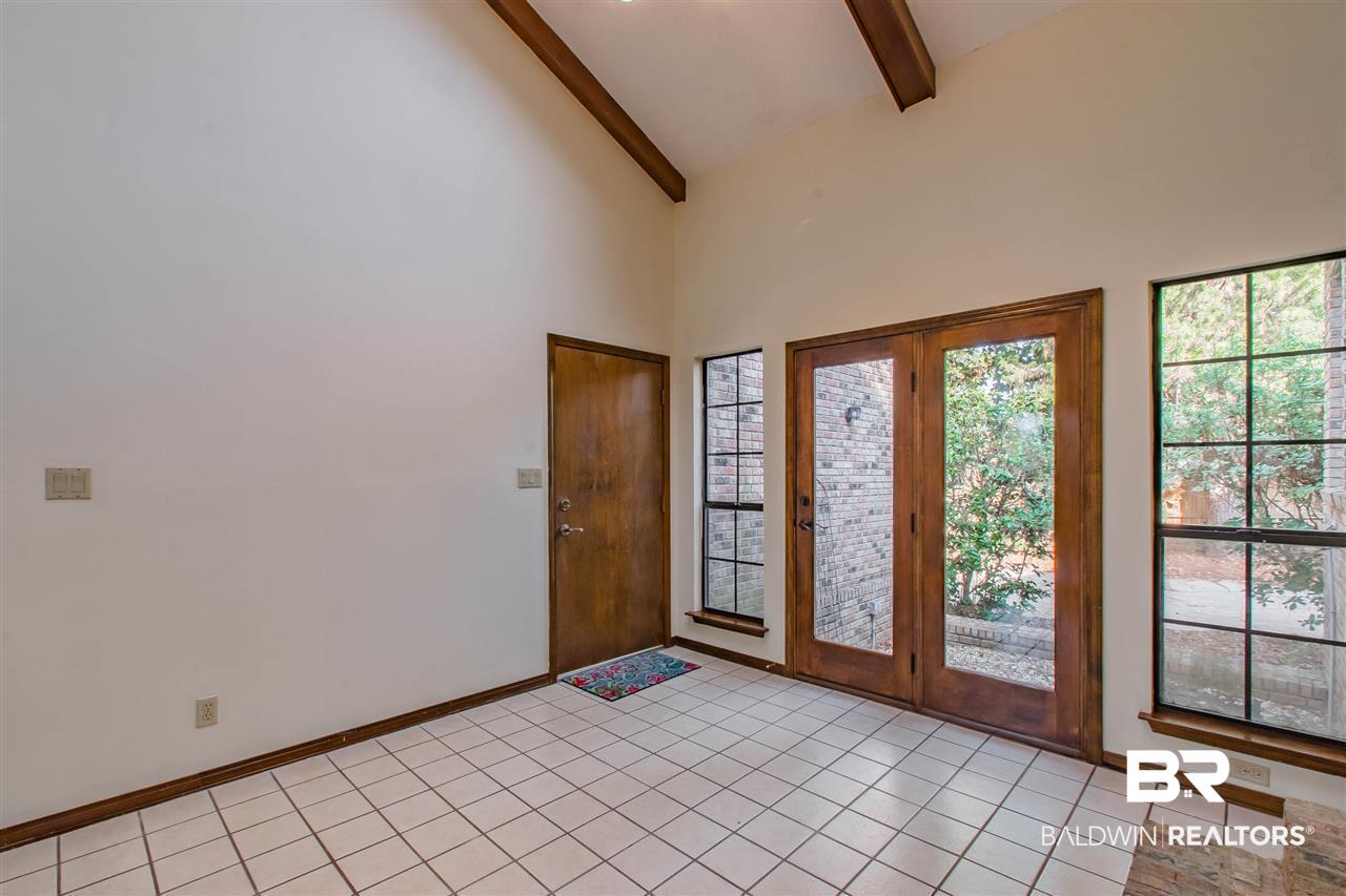 512 Southern Way Daphne, AL 36527 - Photo 33 of 43 Sun Porch Breezeway