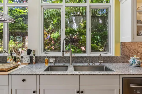 $5,995,000 | 615 Sausalito Boulevard, Sausalito, CA 94965