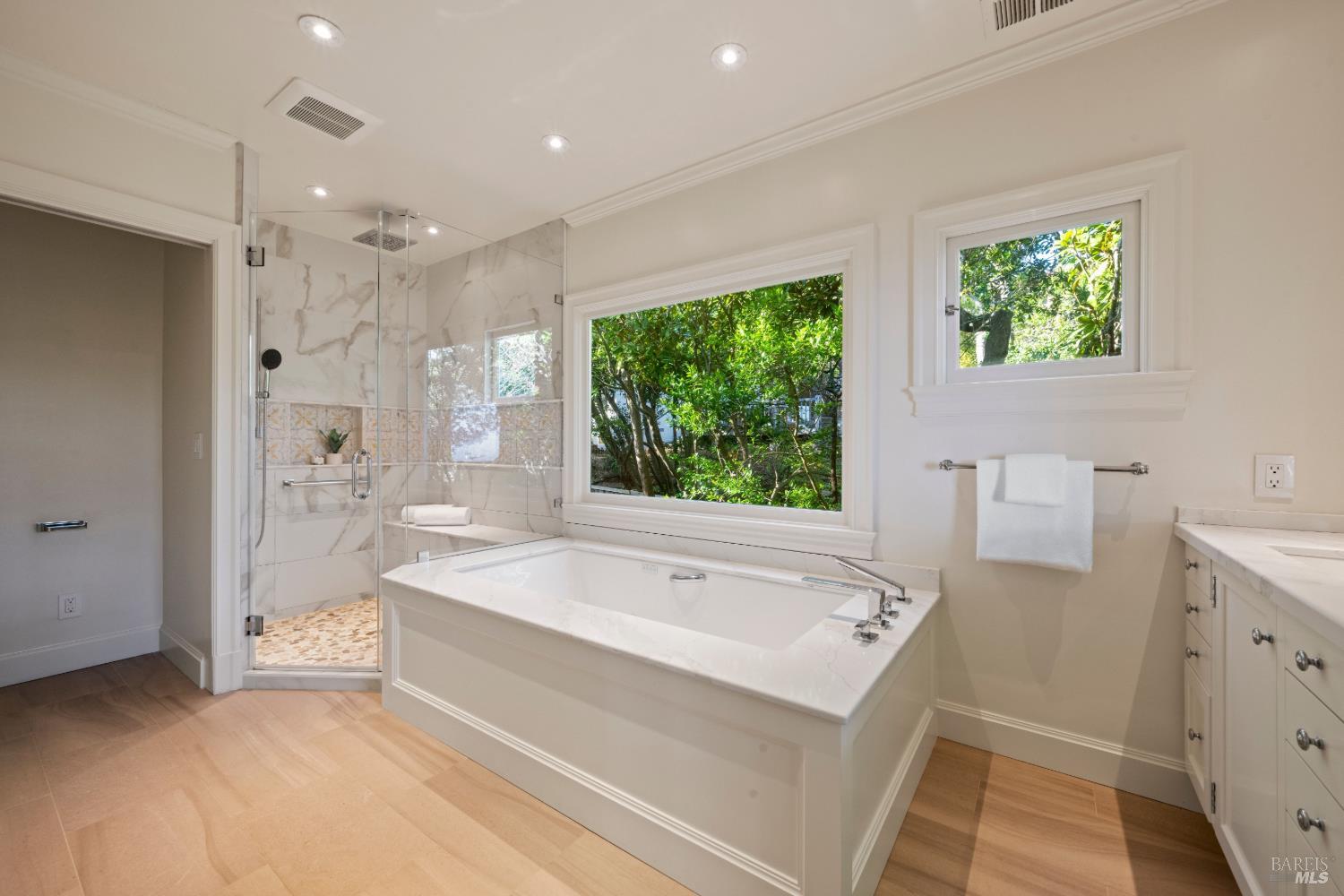 615 Sausalito Boulevard Sausalito, CA 94965 - Photo 30 of 45