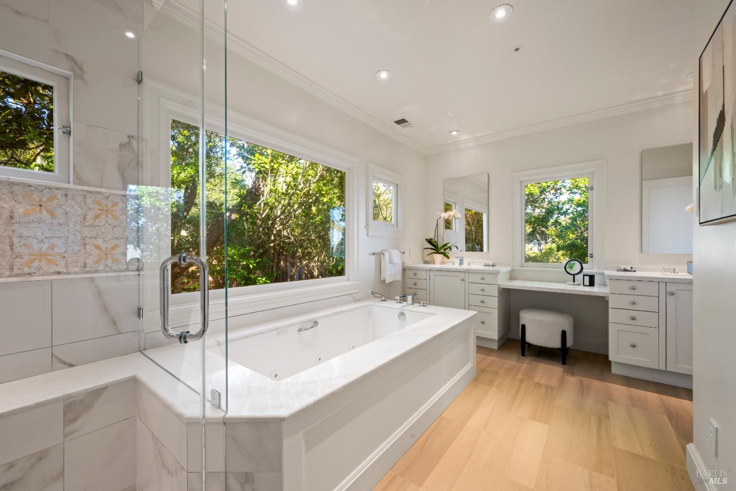 615 Sausalito Boulevard Sausalito, CA 94965 - Photo 32 of 45