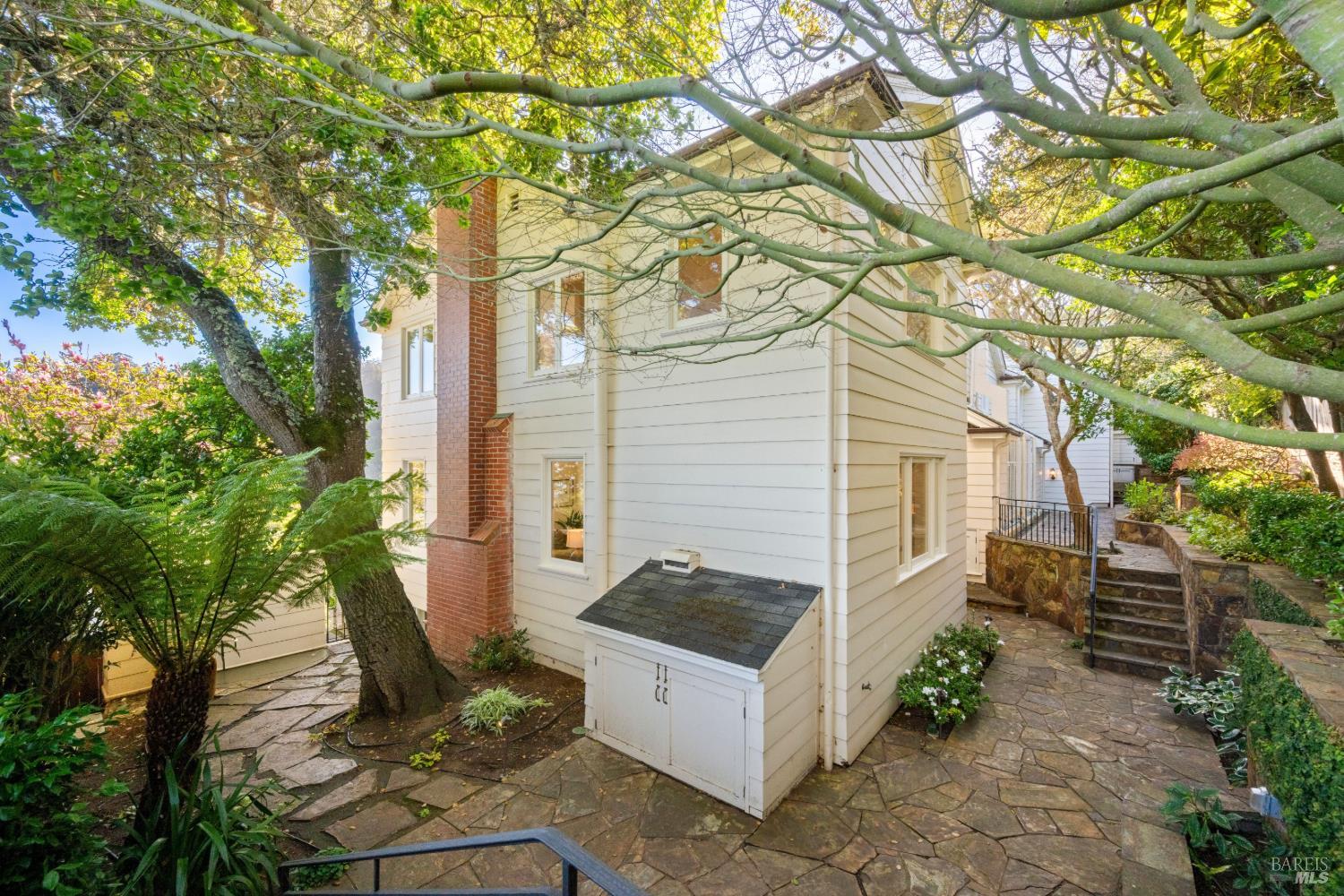 615 Sausalito Boulevard Sausalito, CA 94965 - Photo 43 of 45