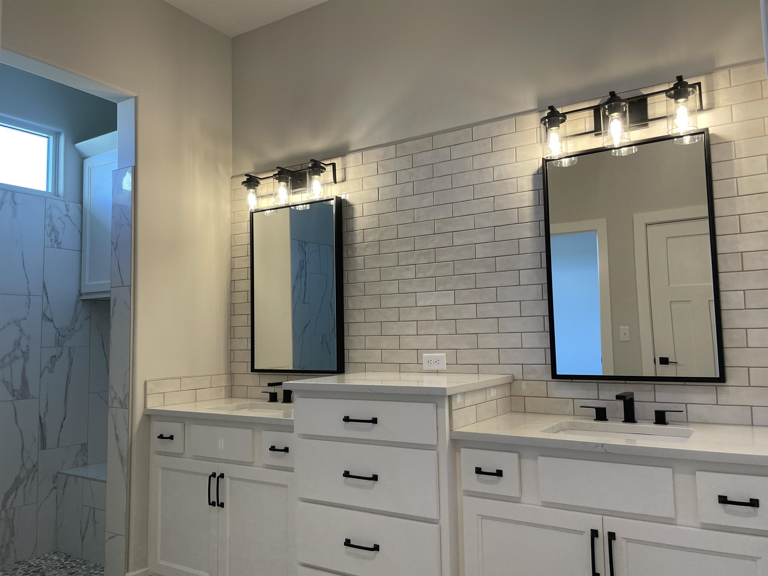 2206 West Harborlight Street Wichita, KS 67204 - Photo 12 of 26