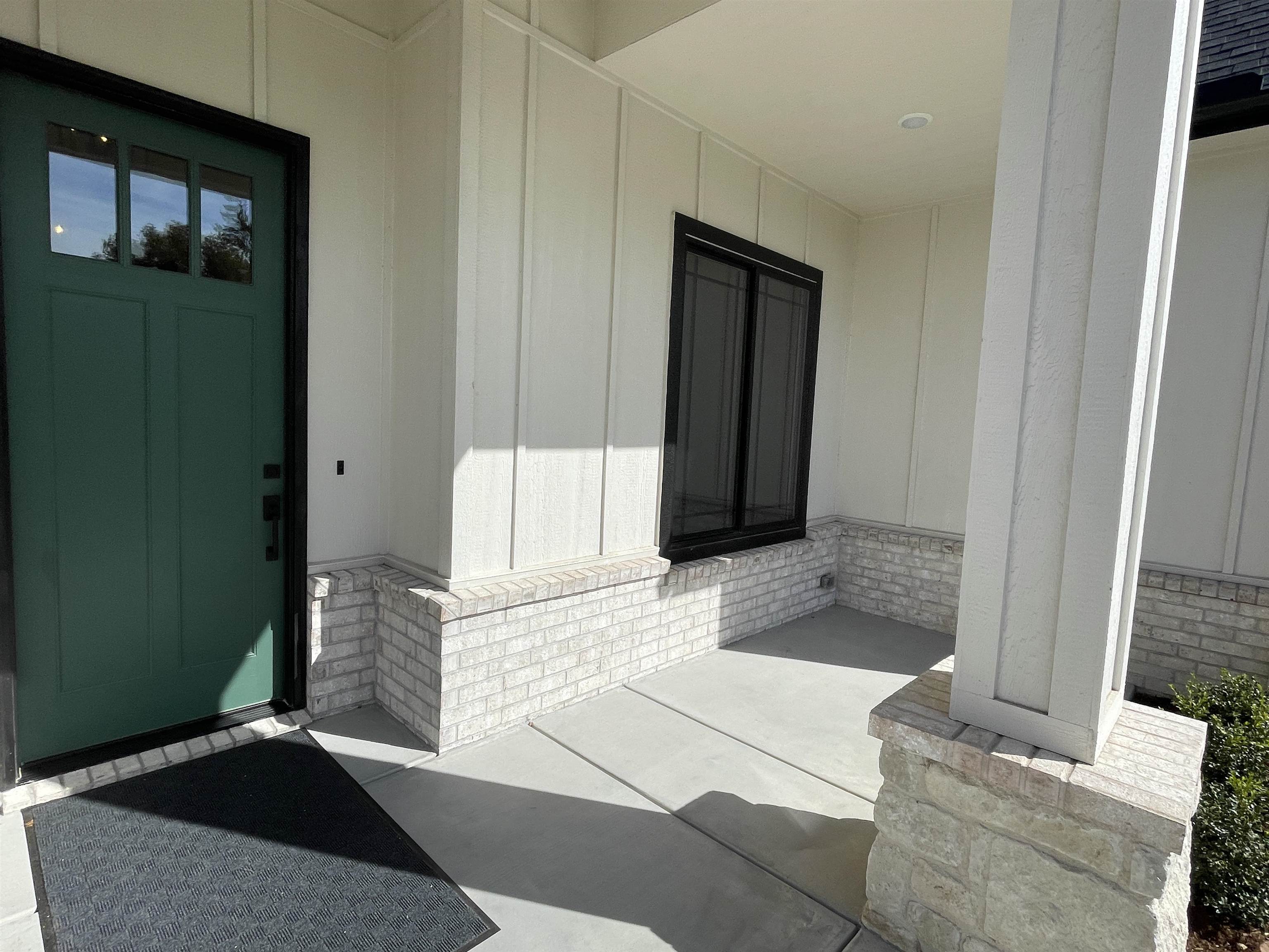 2206 West Harborlight Street Wichita, KS 67204 - Photo 3 of 26