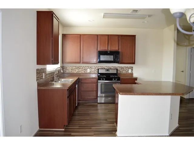 $1,750 | 9028 Greene Drive, Aubrey, TX 76227