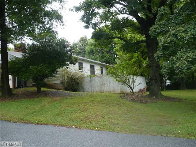 1133 Pinebluff Road Winston-Salem, NC 27103 - Photo 8 of 8 Exterior Back.