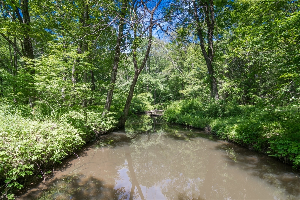 44 Linseed Road Hatfield, MA 01088 - Photo 32 of 37