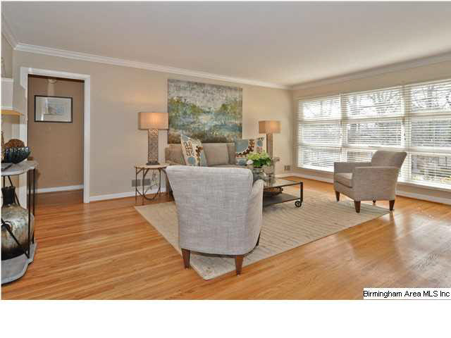 427 Cliff Place Birmingham, AL 35209 - Photo 4 of 32