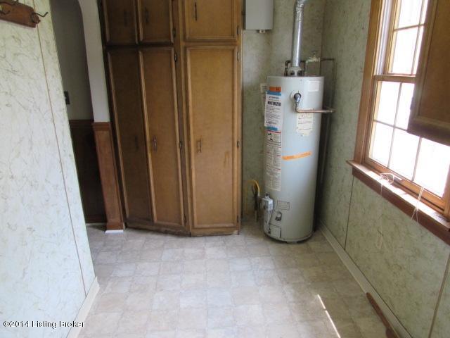 3318 Fern Lea Road Louisville, KY 40216 - Photo 10 of 19 Laundry - Utility Area