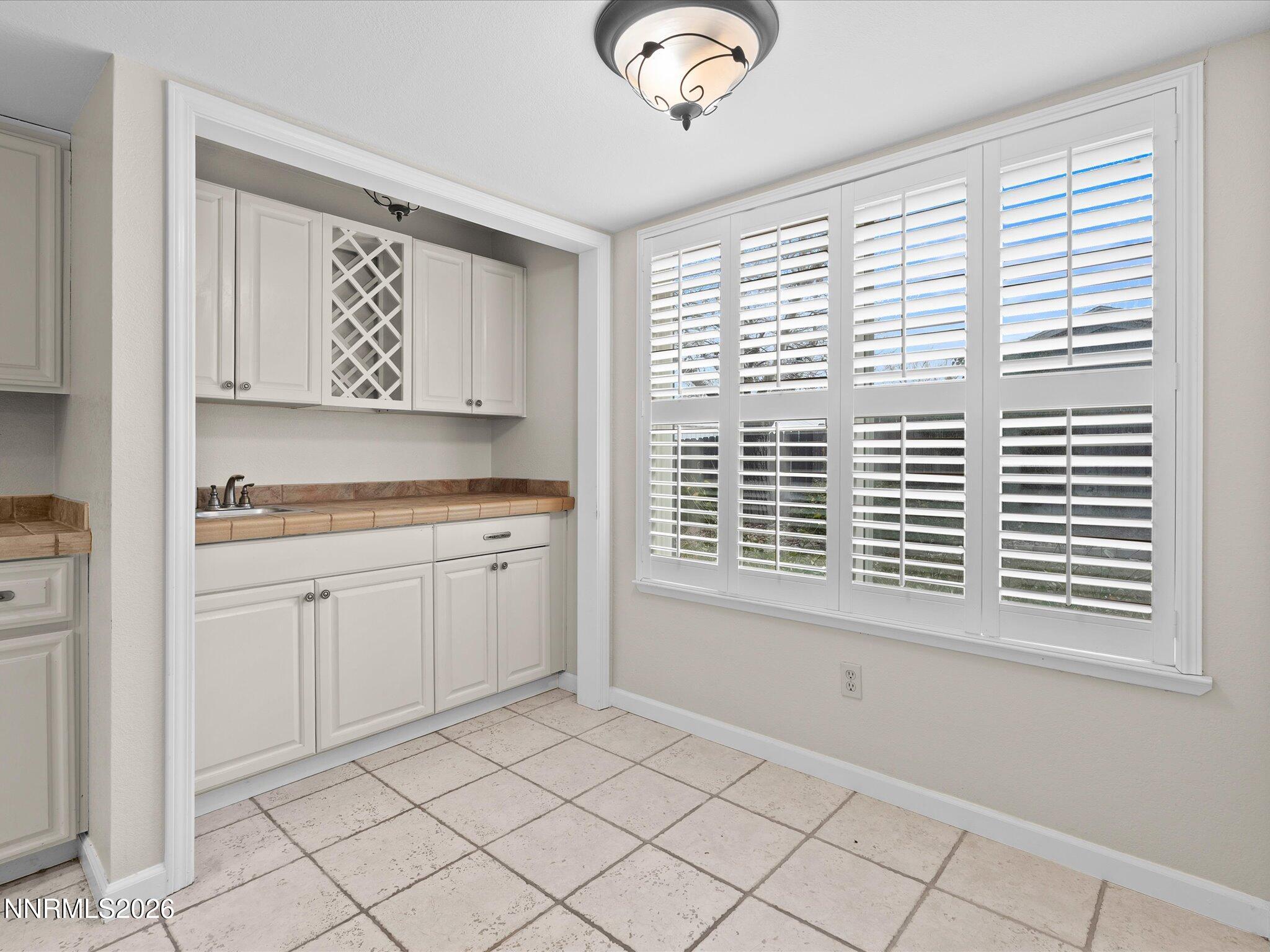 90 May Drive Sparks, NV 89436 - Photo 16 of 59 24-90 May Dr-123