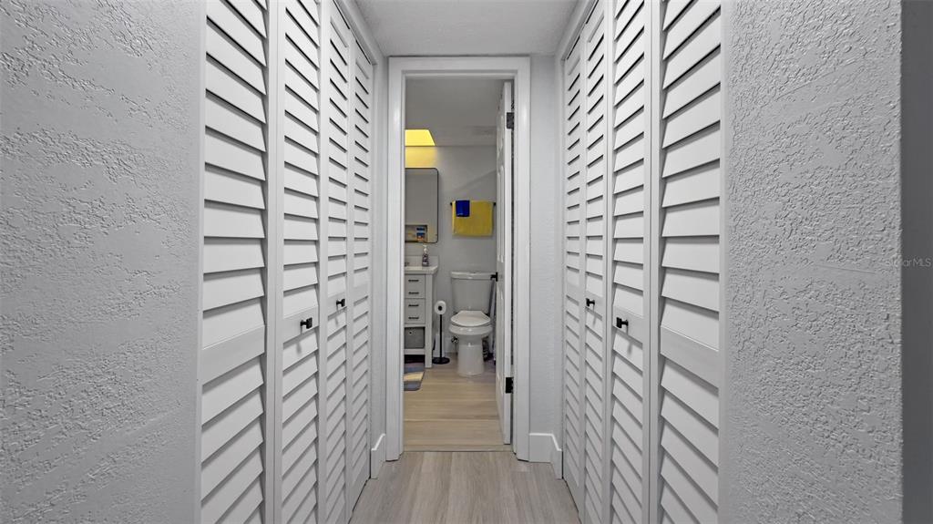 4725 Cove Circle, Unit 704 St. Petersburg, FL 33708 - Photo 18 of 29