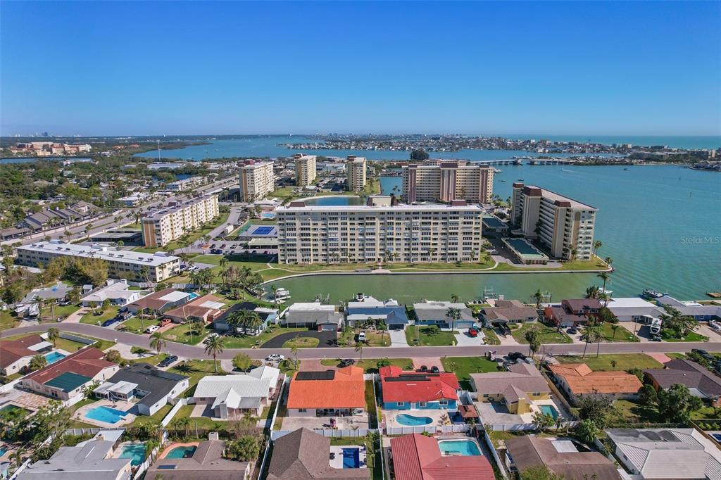 4725 Cove Circle, Unit 704 St. Petersburg, FL 33708 - Photo 21 of 29