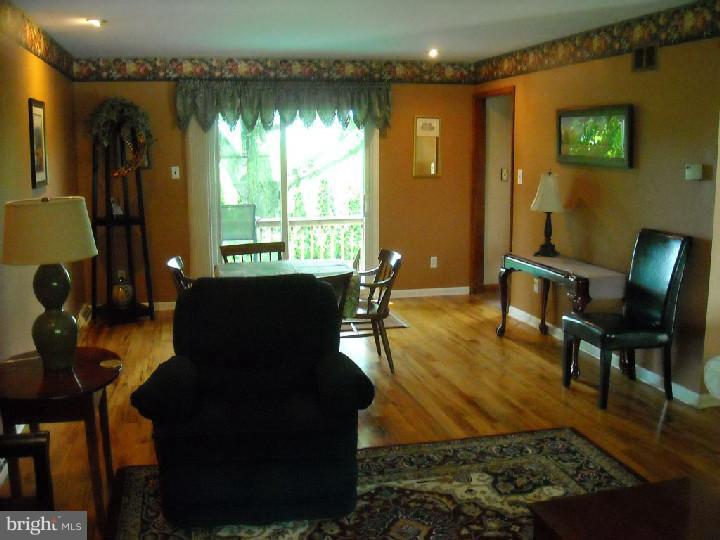 18 Alton Road Newark, DE 19711 - Photo 6 of 25 Great Room