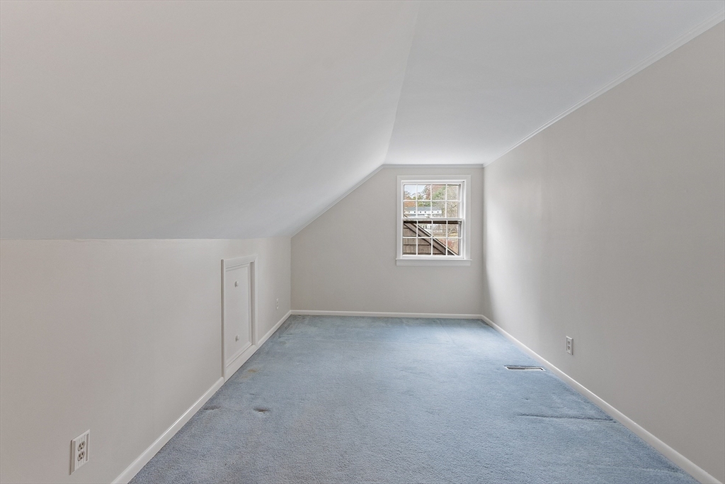 14 Ocean Street Manchester, MA 01944 - Photo 18 of 25 an empty room with a window