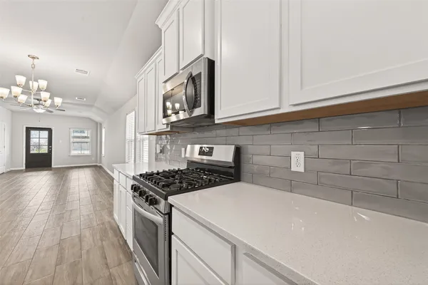 $2,300 | 6823 Escondido Drive, Houston, TX 77083