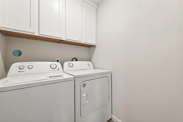 $2,300 | 6823 Escondido Drive, Houston, TX 77083