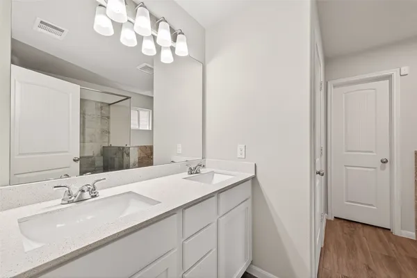 $2,300 | 6823 Escondido Drive, Houston, TX 77083