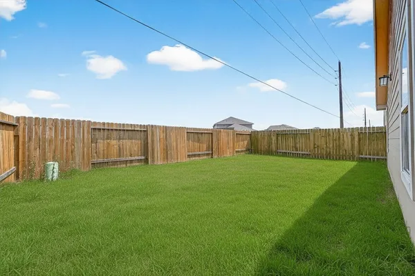 $2,300 | 6823 Escondido Drive, Houston, TX 77083