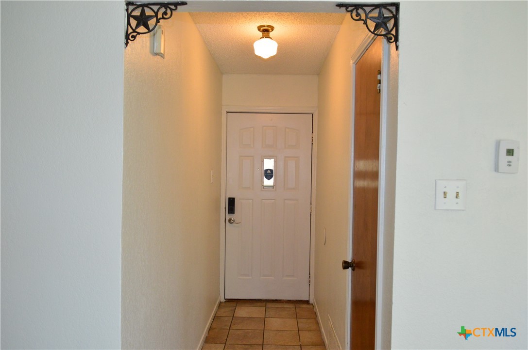 1404 Rob Lane Copperas Cove, TX 76522 - Photo 8 of 31 a bathroom with a shower