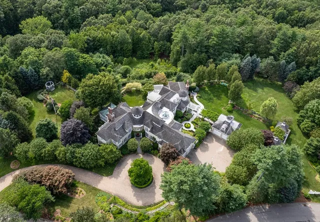 $4,495,000 | 10 Andrea Drive, Hopkinton, MA 01748