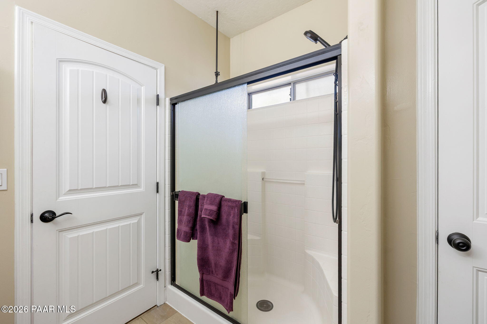 26455 North Bull Snake Road Paulden, AZ 86334 - Photo 17 of 40 a view of a hallway with elevator