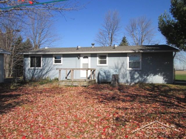 4222 East Laporte Road Freeland, MI 48623 - Photo 5 of 15 31270077-4.JPG
