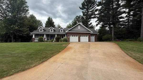 $699,900 | 6606 Peninsula Lane, Ringle, WI 54471