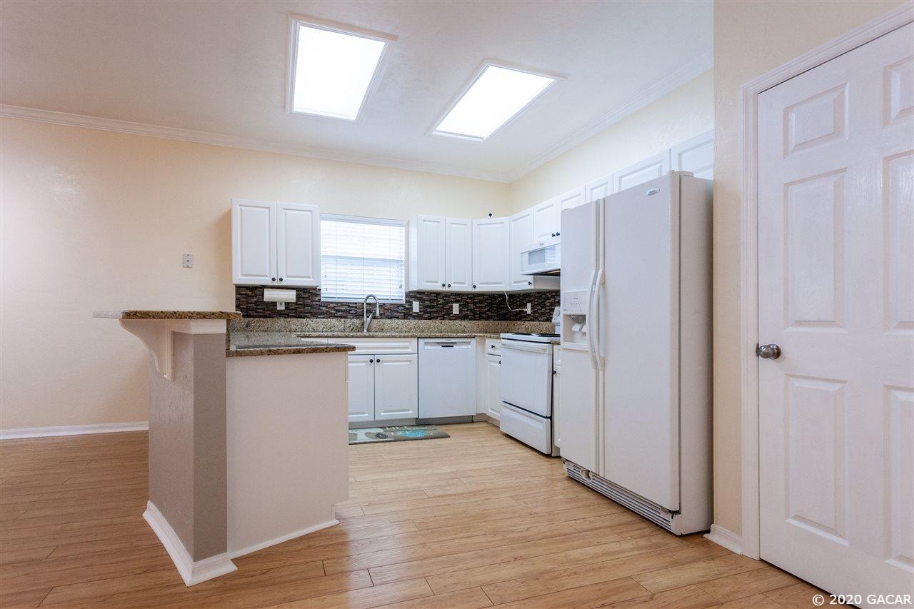 4712 Northwest 79th Road Gainesville, FL 32653 - Photo 4 of 27 Gallery Image 4