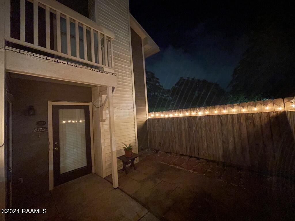 1000 Kaliste Saloom Road, Unit 29 Lafayette, LA 70508 - Photo 4 of 23 NIghttime 3