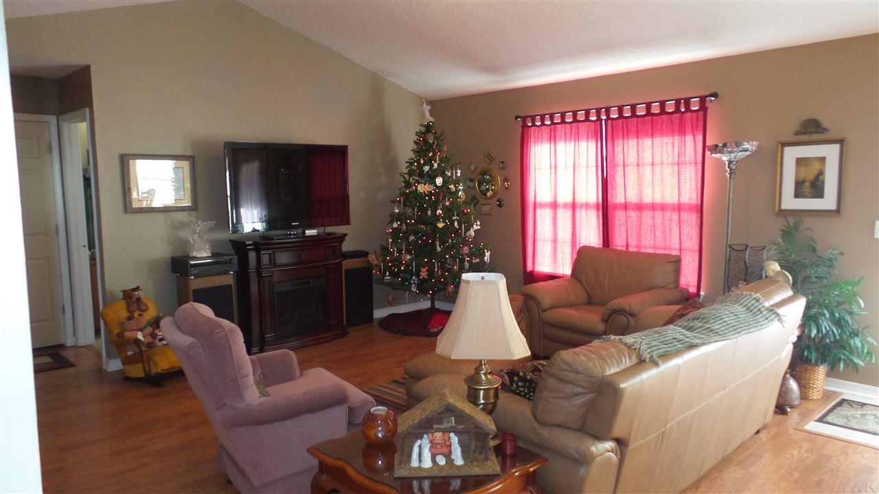 5236 Wiggins Lake Road Walnut Hill, FL 32568 - Photo 8 of 34 Gallery Image 8