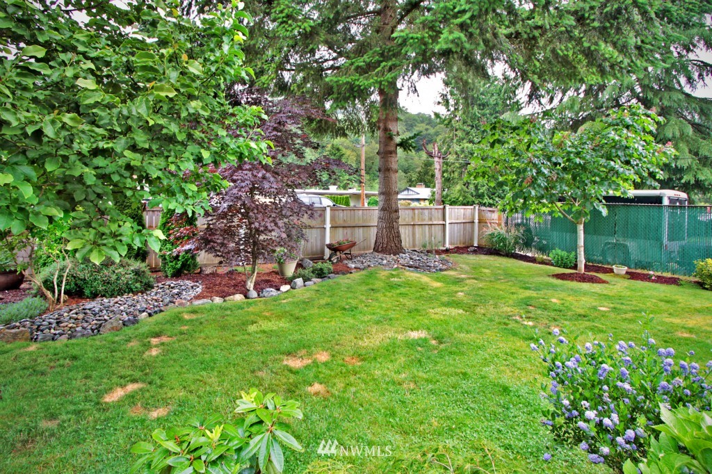 13216 Southeast 151st Street Renton, WA 98058 - Photo 13 of 13 Gallery Image 13