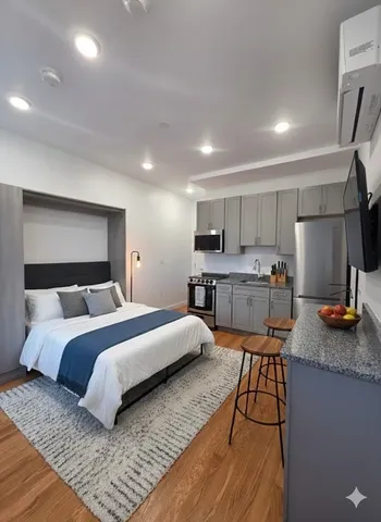 $1,595 | 165 Hawthorne Street, Unit 304, Chelsea, MA 02150