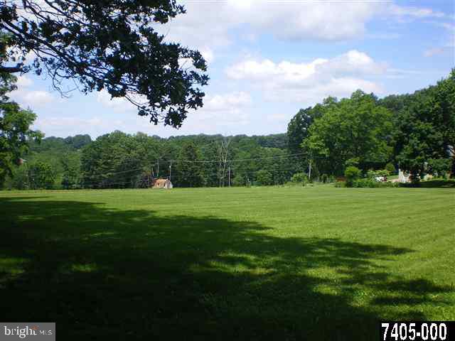 8340 Church Road Felton, PA 17322 - Photo 11 of 24 Gallery Image 11