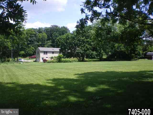 8340 Church Road Felton, PA 17322 - Photo 12 of 24 Gallery Image 12