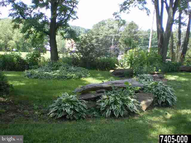 8340 Church Road Felton, PA 17322 - Photo 13 of 24 Gallery Image 13