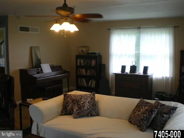 8340 Church Road Felton, PA 17322 - Photo 18 of 24 Gallery Image 18
