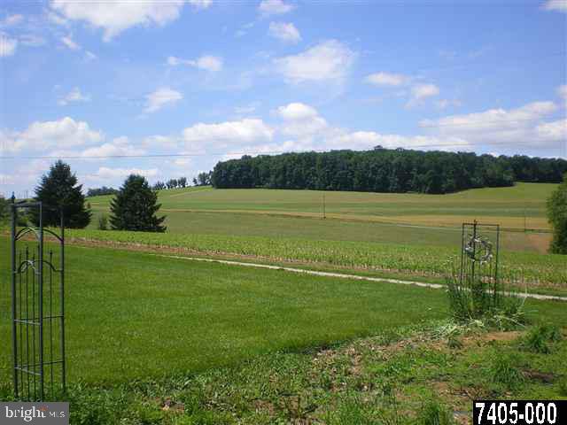 8340 Church Road Felton, PA 17322 - Photo 8 of 24 Gallery Image 8