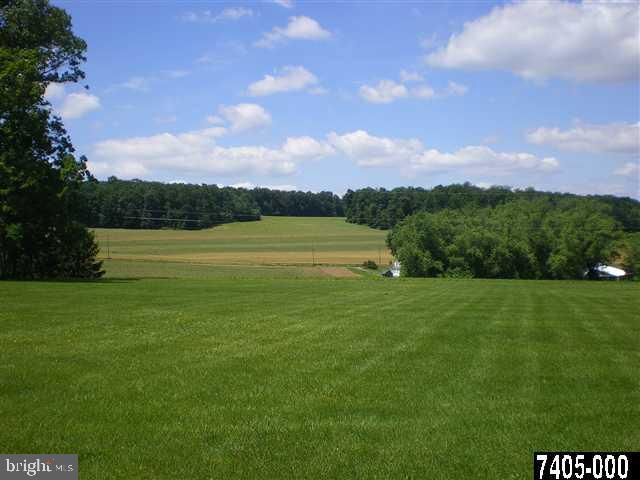 8340 Church Road Felton, PA 17322 - Photo 9 of 24 Gallery Image 9