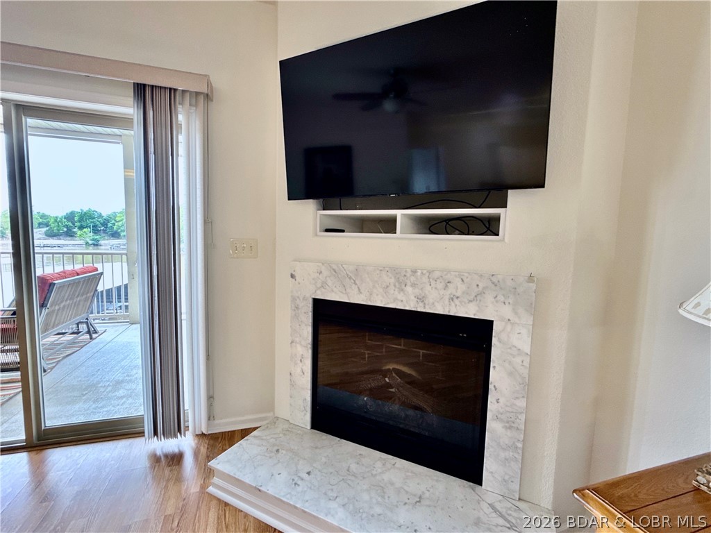 562 Hyd A Way Road, Unit 3E Camdenton, MO 65020 - Photo 9 of 38 Electric fireplace