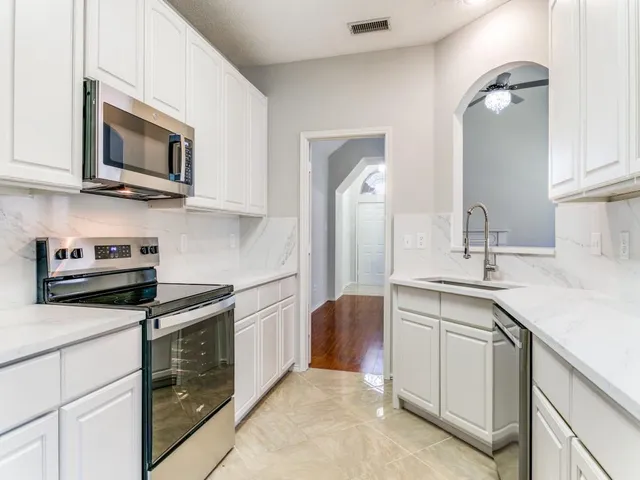 $494,000 | 2225 Starleaf Place, Flower Mound, TX 75022