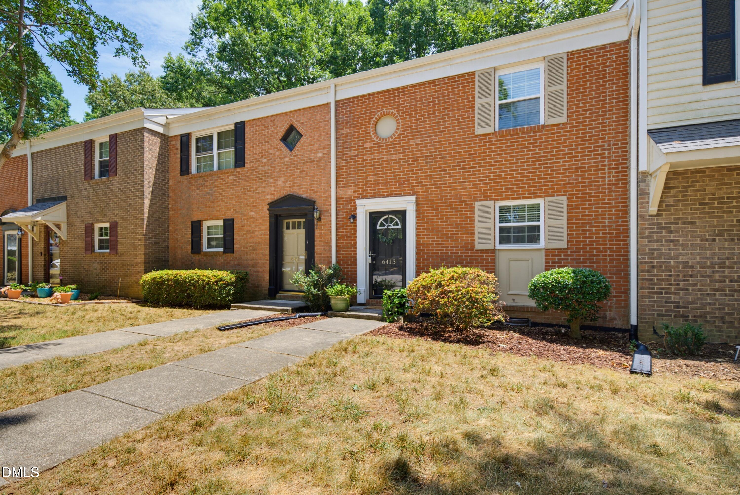 6413 New Market Way Raleigh, NC 27615 - Photo 2 of 30 DSC03783