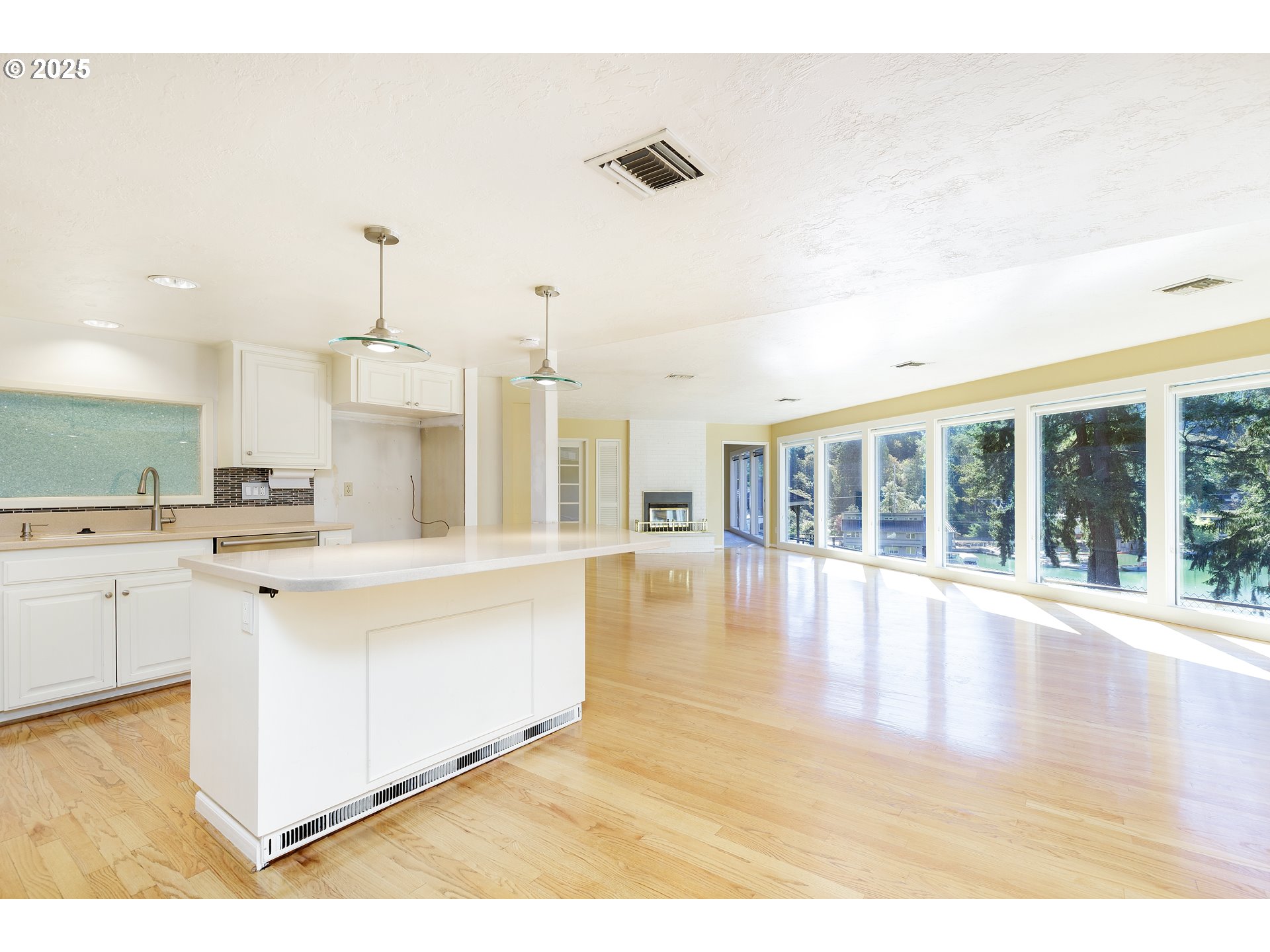 408 Ridgeway Road Lake Oswego, OR 97034 - Photo 14 of 39