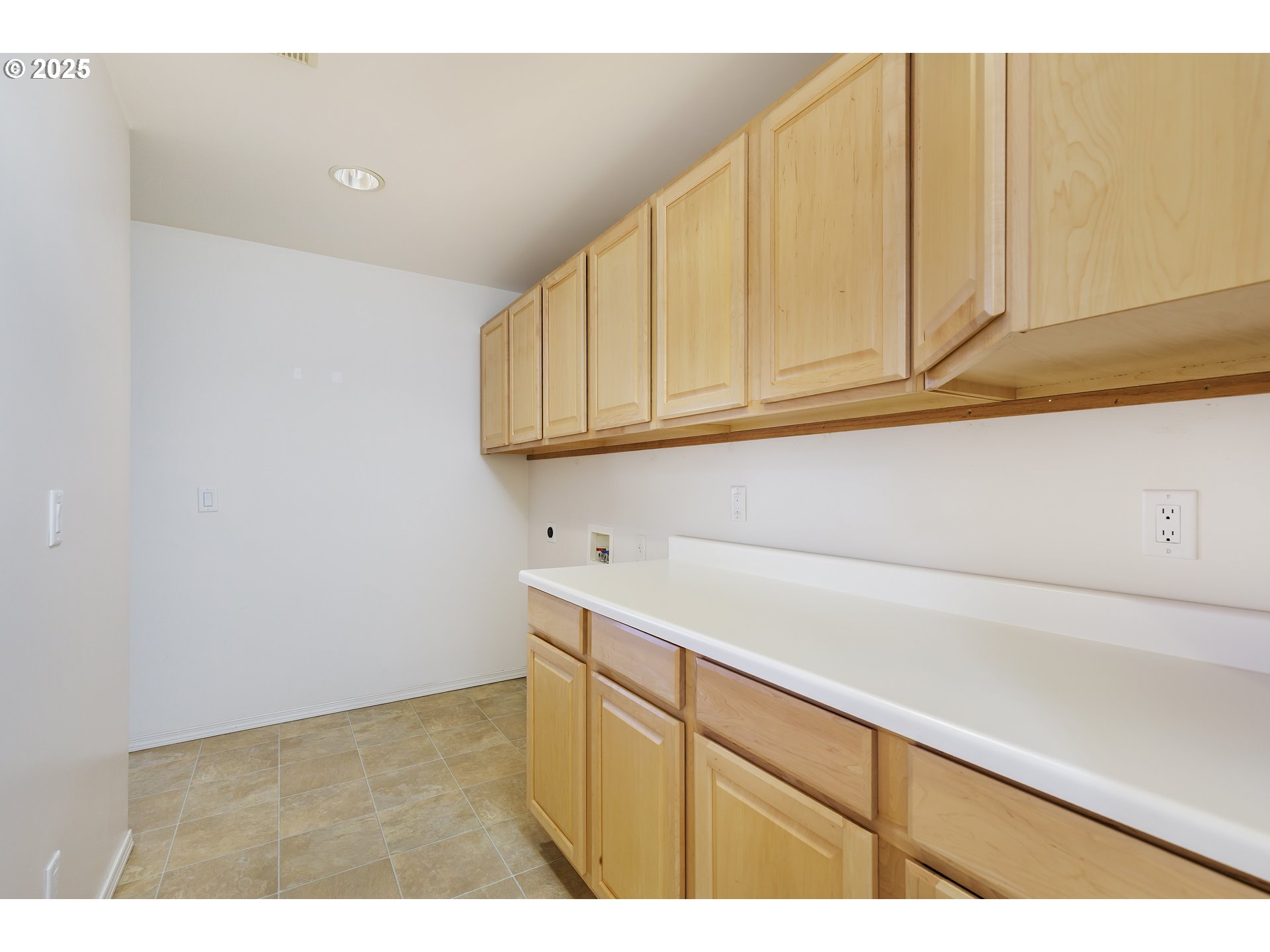 408 Ridgeway Road Lake Oswego, OR 97034 - Photo 20 of 39