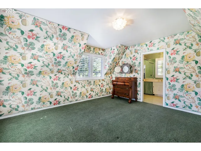 $2,300,000 | 408 Ridgeway Road, Lake Oswego, OR 97034