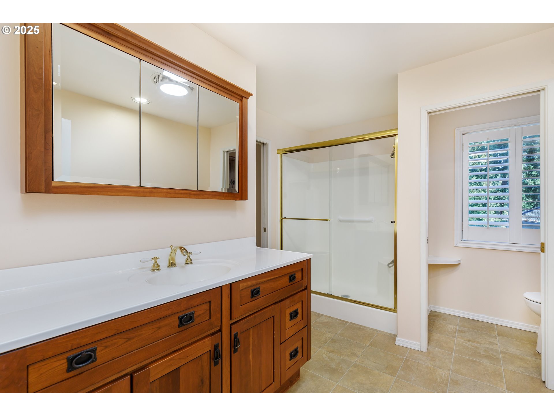 408 Ridgeway Road Lake Oswego, OR 97034 - Photo 22 of 39