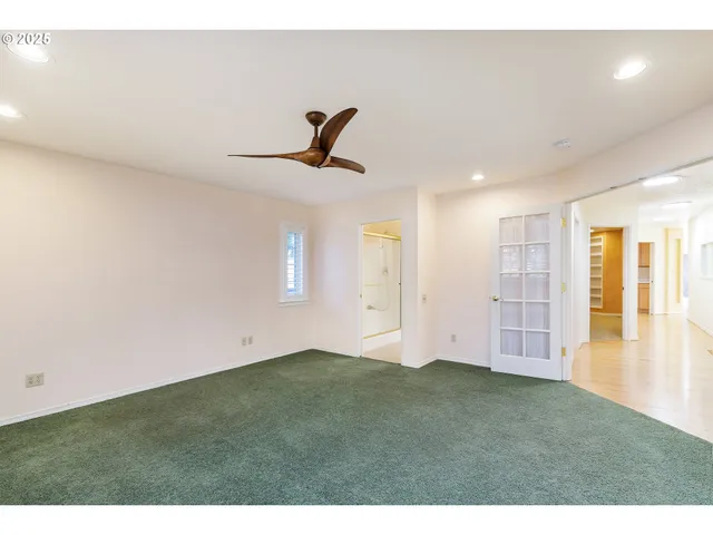 $2,300,000 | 408 Ridgeway Road, Lake Oswego, OR 97034